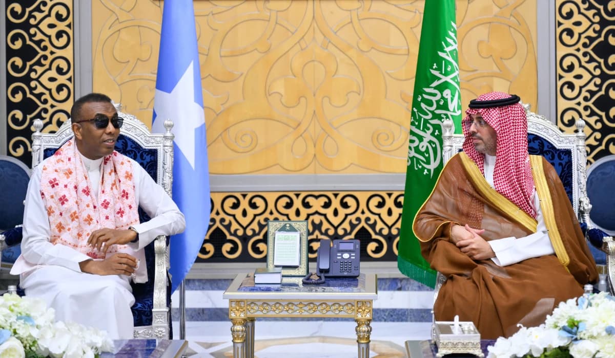 Somalia PM Hamza Abdi Barre Arrives in Saudi Arabia for Official Visit