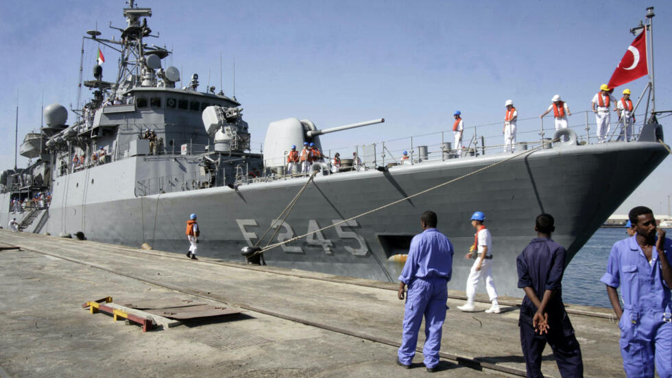 Turkey to Deploy Navy to Somalia for Oil and Gas Exploration